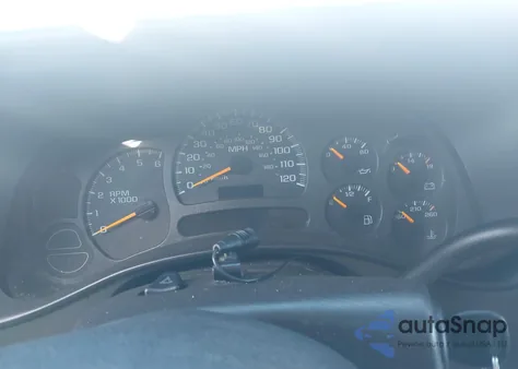 2003 Chevrolet Suburban 1500 Z71 из США, поврежденный, VIN 3GNFK16Z53G286516